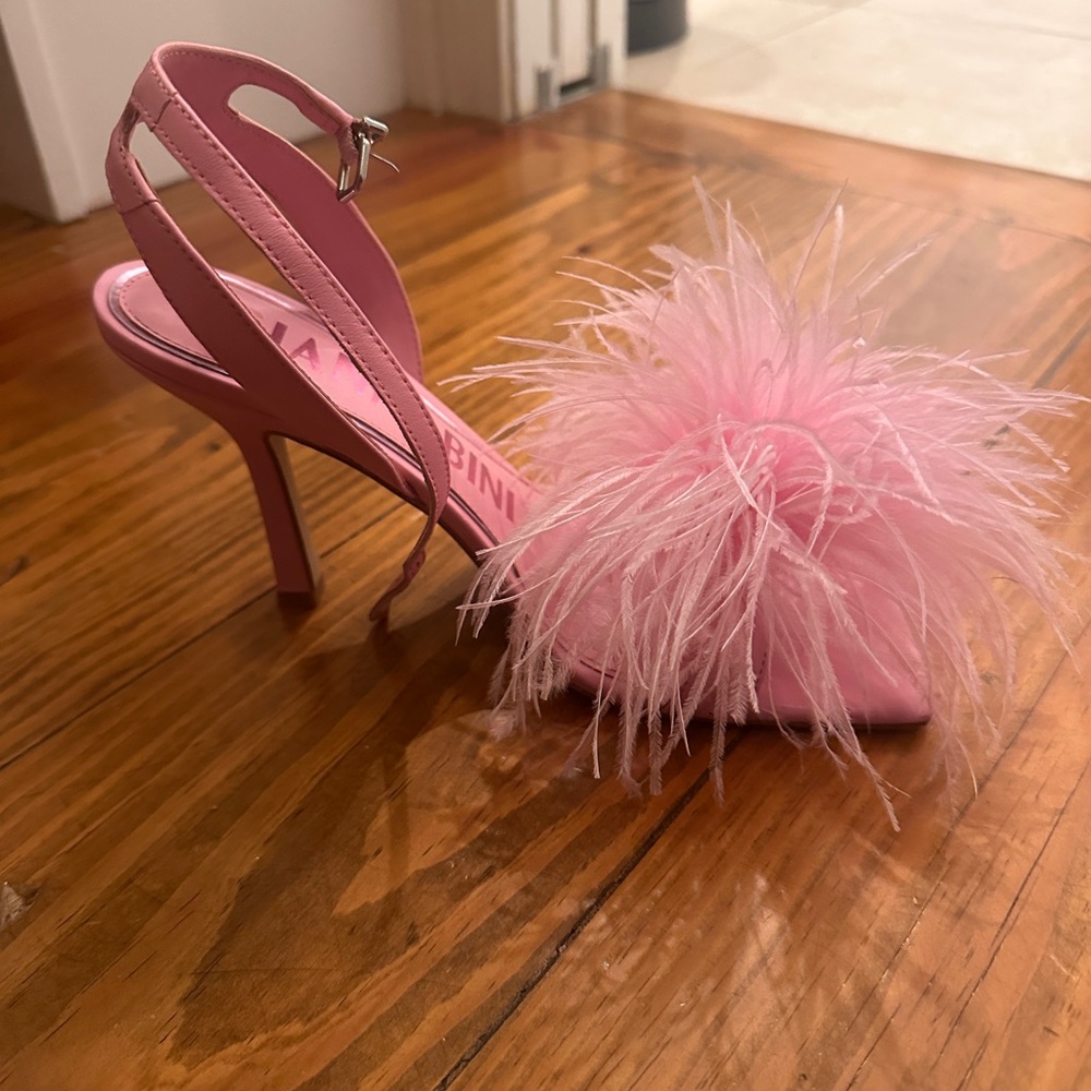 Gianni Bini Pink Feathered Heels - Picture 2 of 5